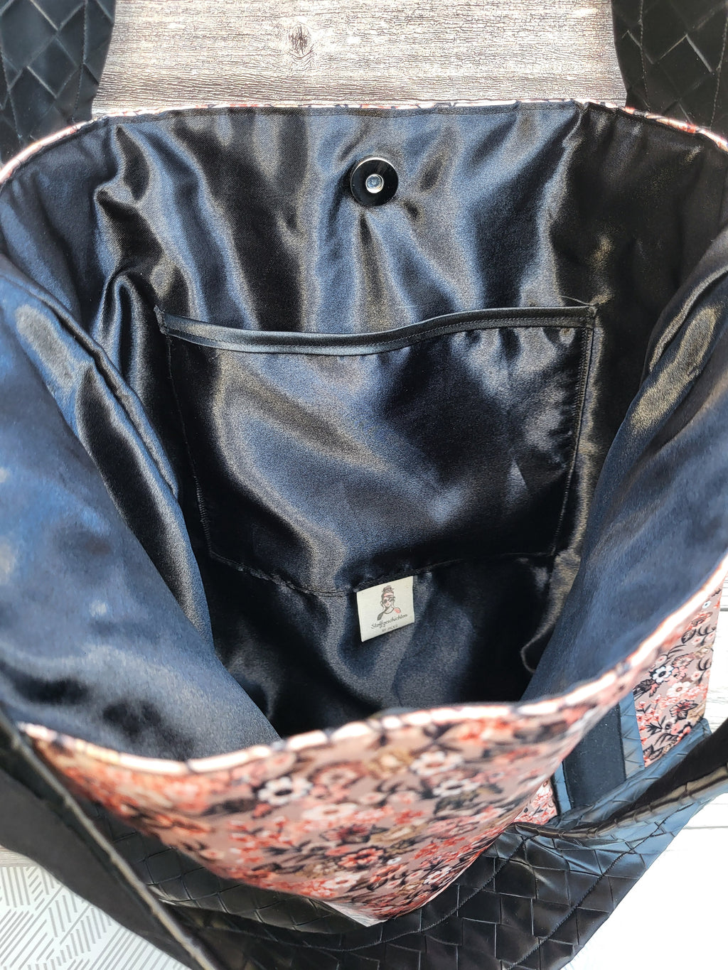Handgenähte Shoppertasche „Rosé Blütennacht“