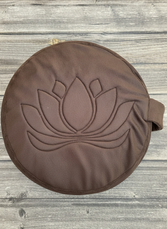 Yoga- & Meditationskissen „Lotus“ – handgemacht aus weichem Kunstleder